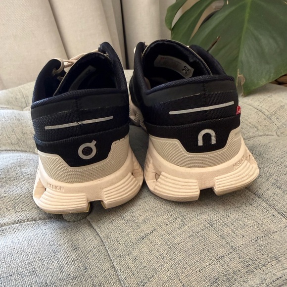 On Cloud X Black/Pearl Woman’s Running Shoes Size 8.5 Good Condition Retail $160 - Picture 7 of 12